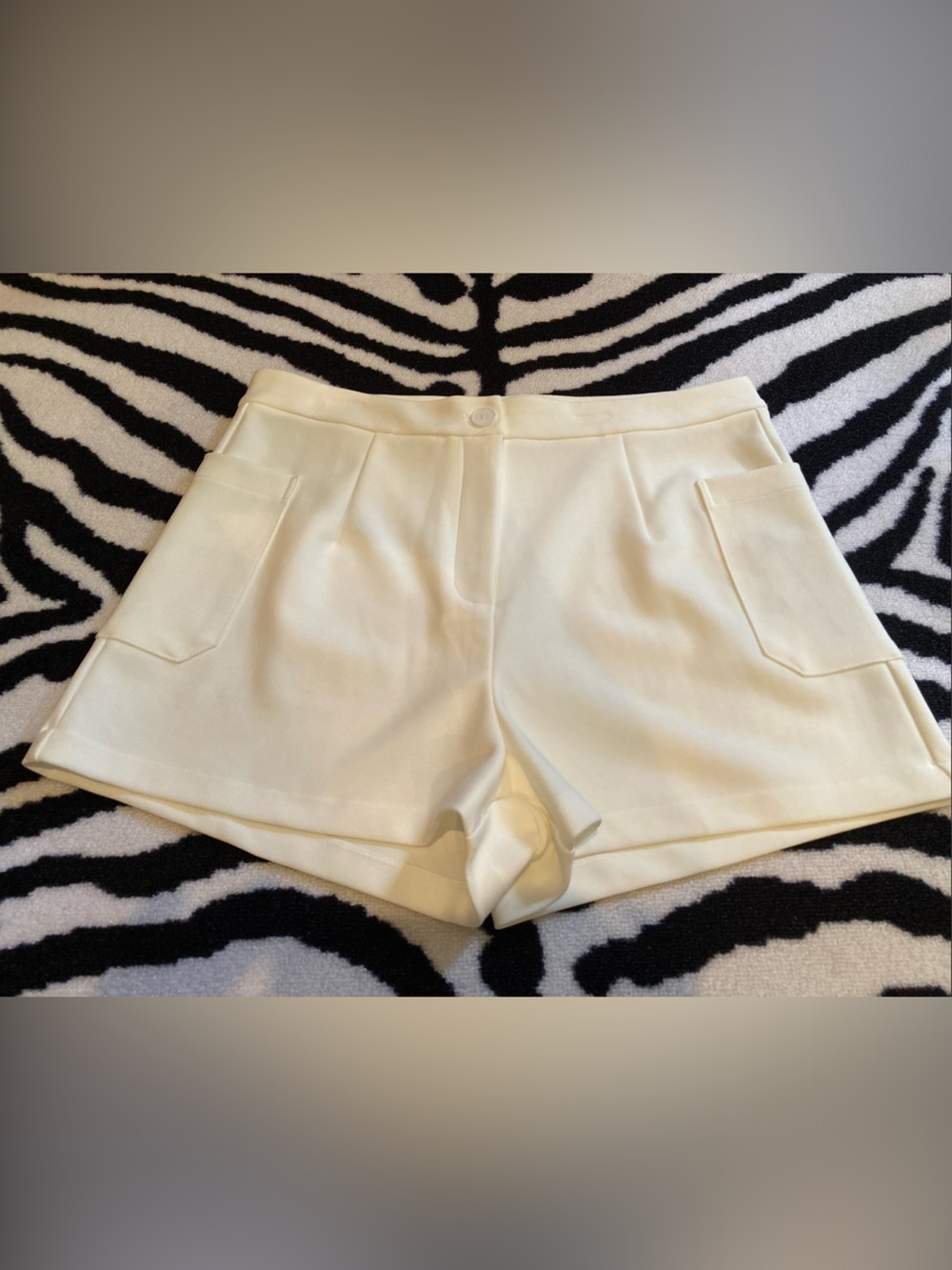 High-Waist Cream Tailored Shorts with Front Pockets